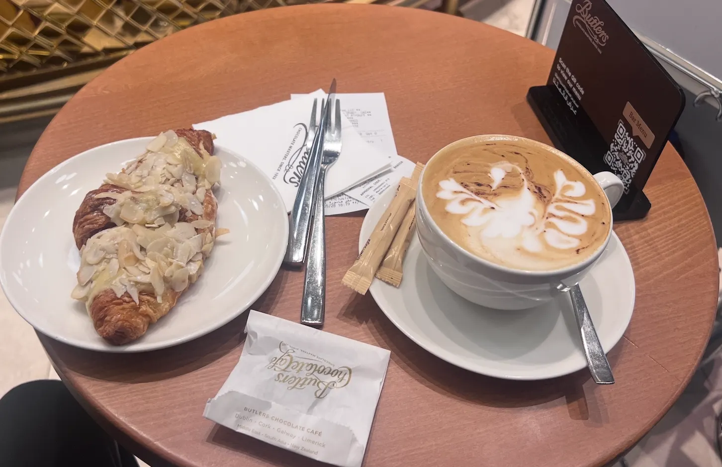 AbuDhabi cafe pre-Europe trip in 2024